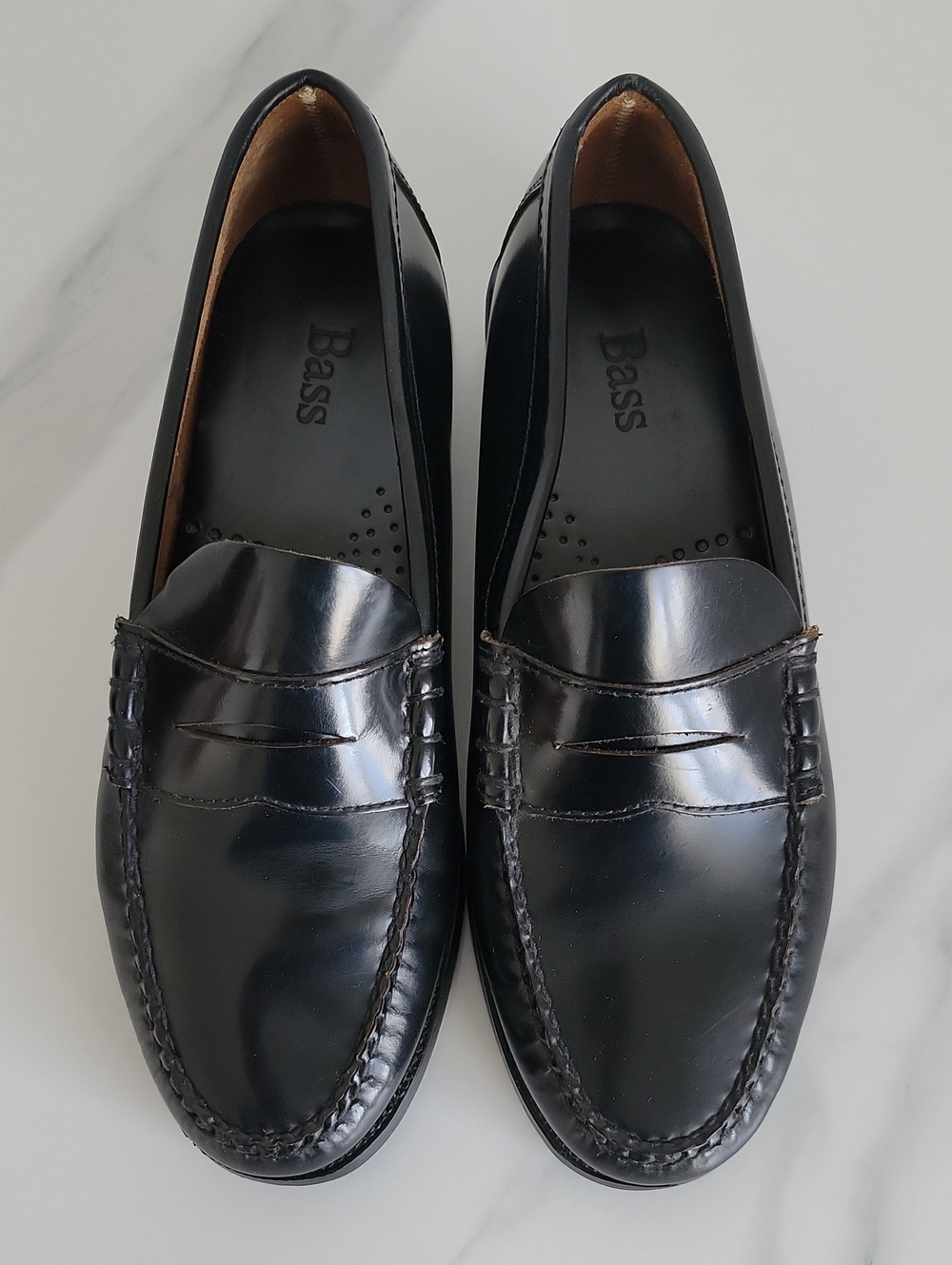 Bass Black Leather Penny Loafers with Moc Toe Stitching